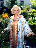 KIMONO MIT STERNZEICHEN
